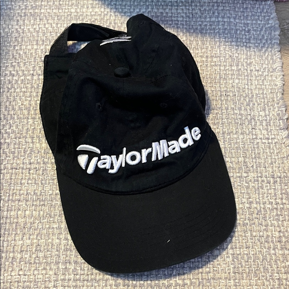 TaylorMade Black Cap